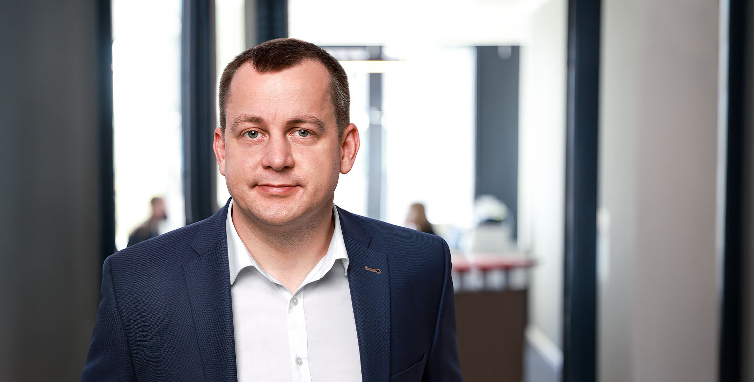 WIE-Partner Koepfe Felix Wassmann Header Desktop